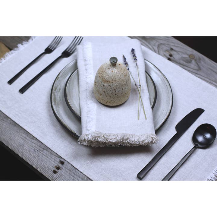 LinenCasa - Wholesale Placemat - Linen Placemat - Stonewashed - Light Natural w Frayed Edges3