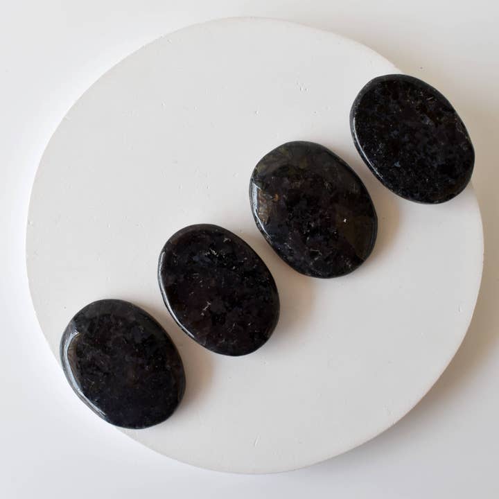 Soothing Crystals – wholesale Andlig sten/kristall – Palmsten | Indigo Gabbro | Tumkristall | Fickädelsten