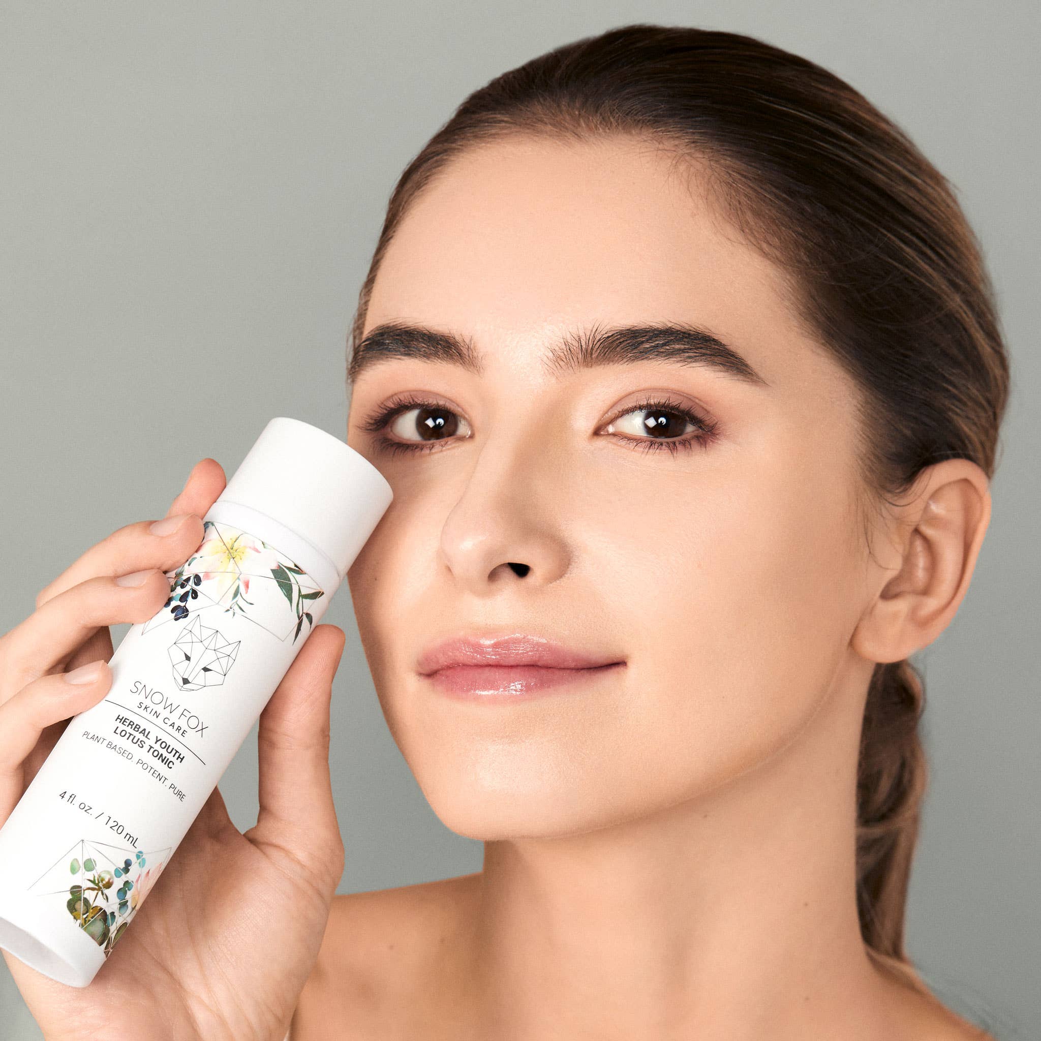 Snow Fox Skincare - Wholesale Toner voor gezicht - Herbal Youth Lotus Tonic2