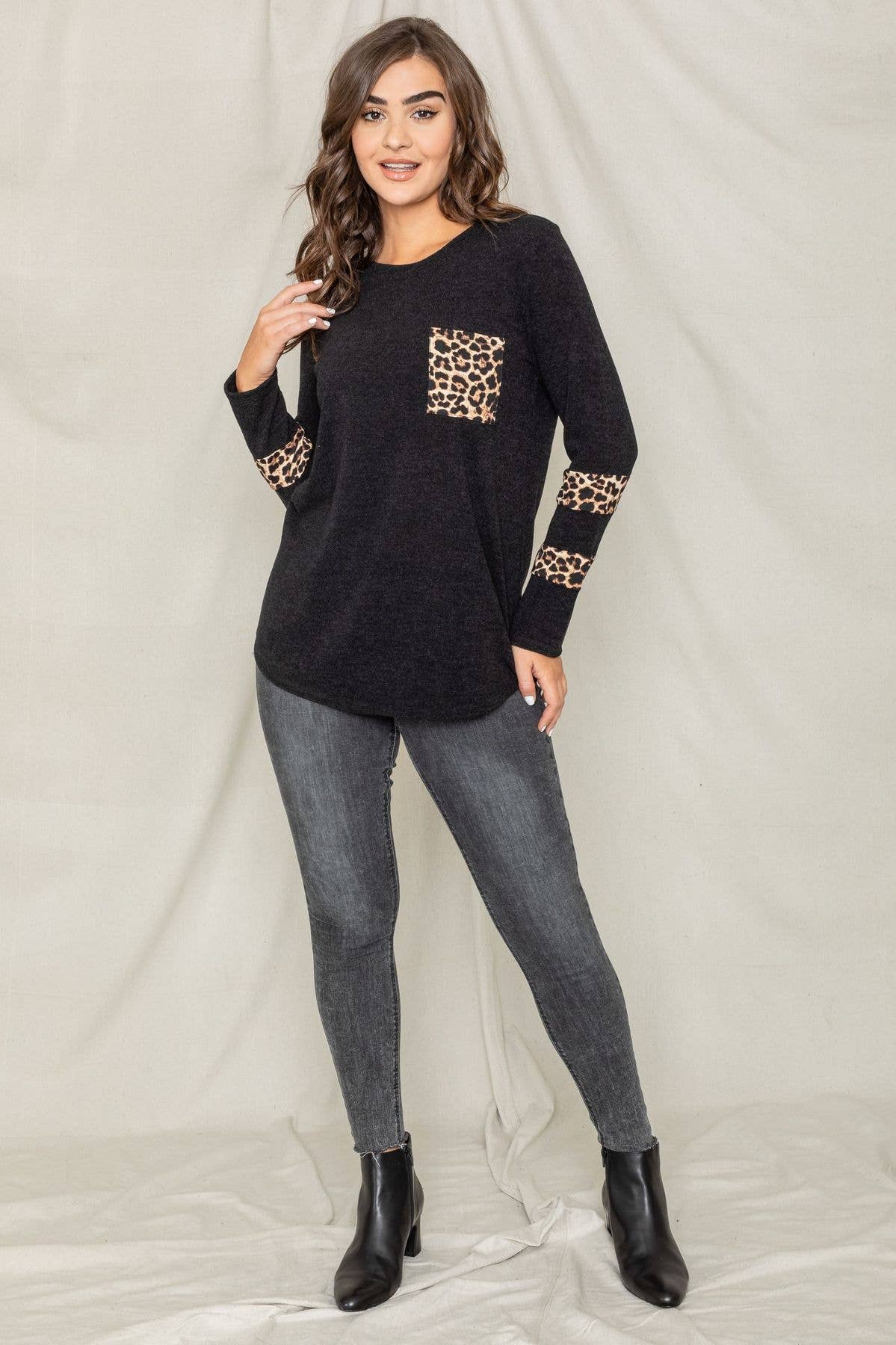 EG fashion – wholesale Tunika - Dam – Leopard bröstficka tunika2