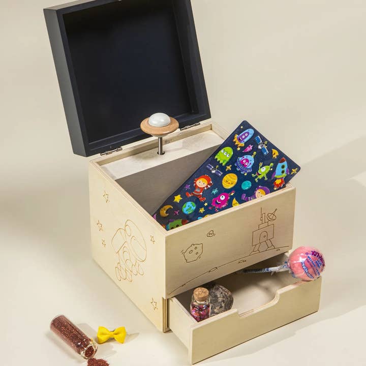 Coco Village - Wholesale Music box – Child & baby - Wooden Musical Souvenir Box - Space4