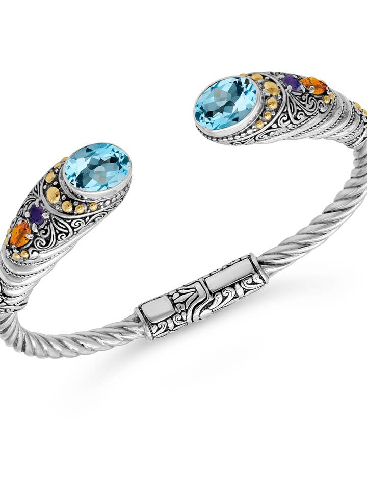 Bracelet manchette en filigrane de Bali en argent sterling avec pierres précieuses pour la vente par DEVATA