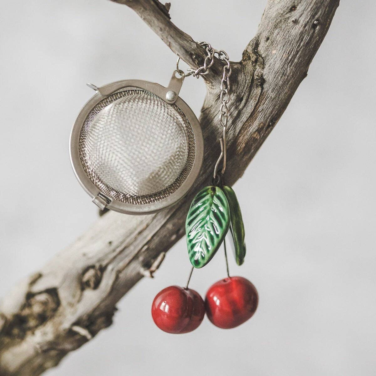 Danutė Murauskienė - Wholesale Tea Strainer/Infuser - Tea infuser with cherries4