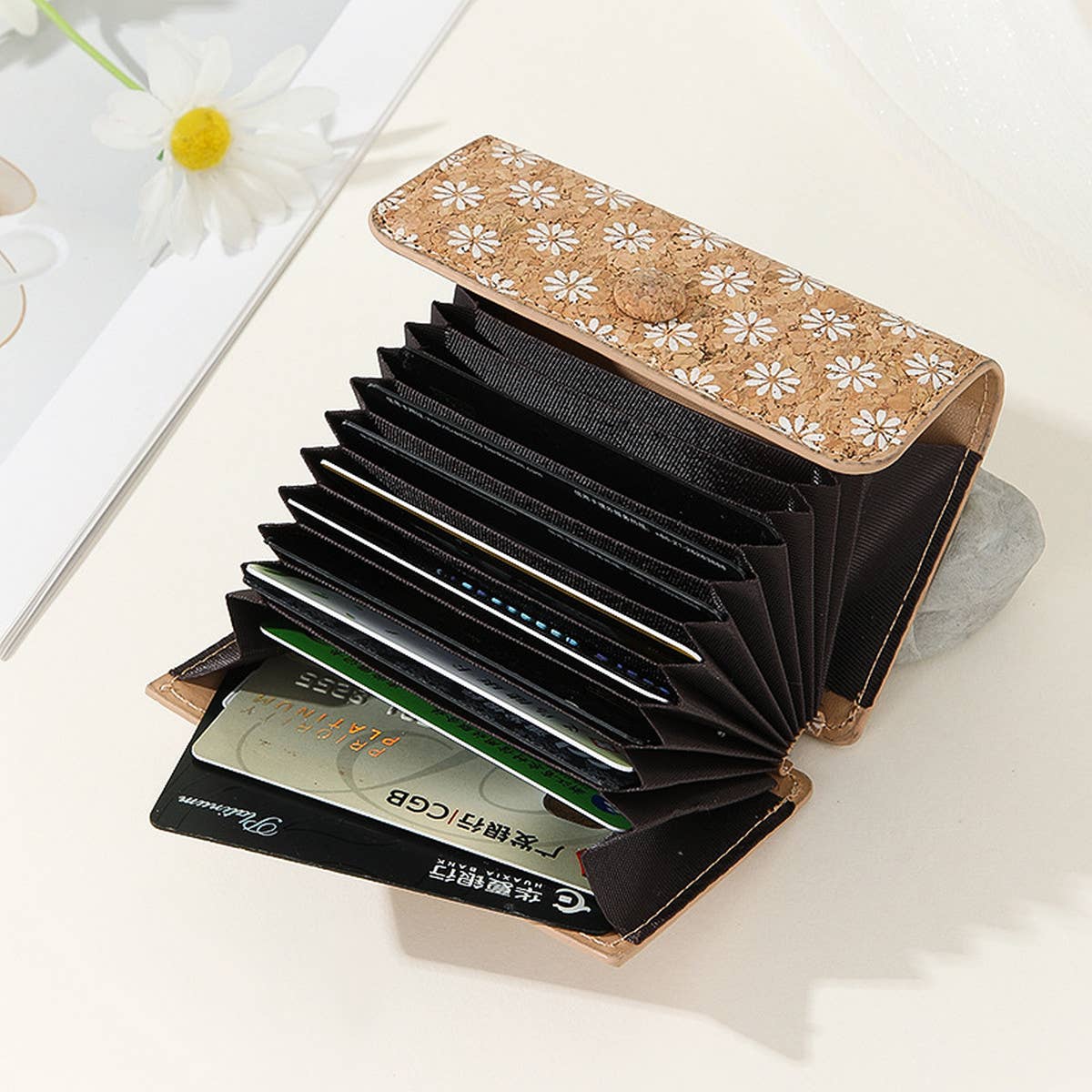 DOUBLJU - Wholesale Card Holder - Women's - VINTAGE CORK ACCORDION CARD HOLDER_CWAB49727