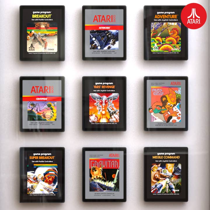 ThumbsUp! - Vendita all'ingrosso Set di decorazioni da parete - Decorazione murale 3D ufficiale Atari - Collezione di cartucce