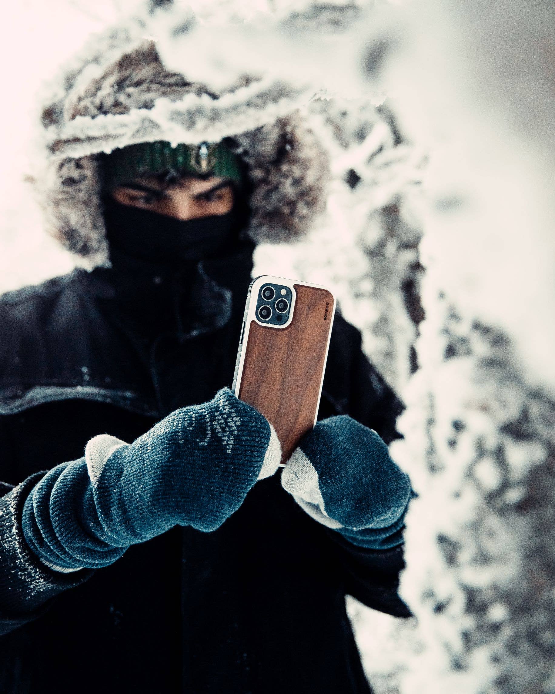 GOWOOD - Wholesale Phone Case - Unisex - iPhone 12 / iPhone 12 Pro walnut wood phone case2