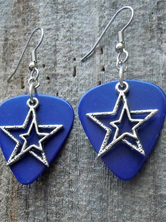 Orecchini a plettro per chitarra Double Star Char per la vendita all'ingrosso da parte di Simply Raevyn