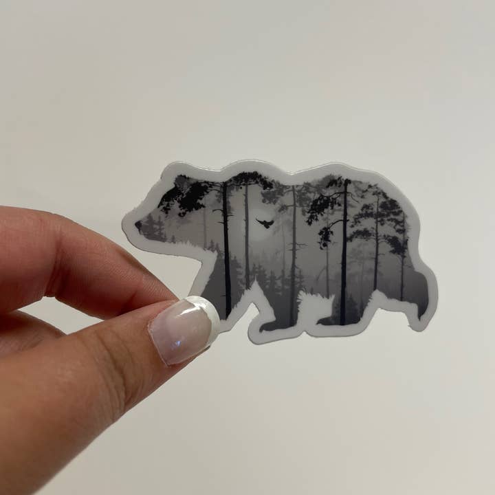 Sticker ours de la forêt pour la vente par The Stylish Scribe