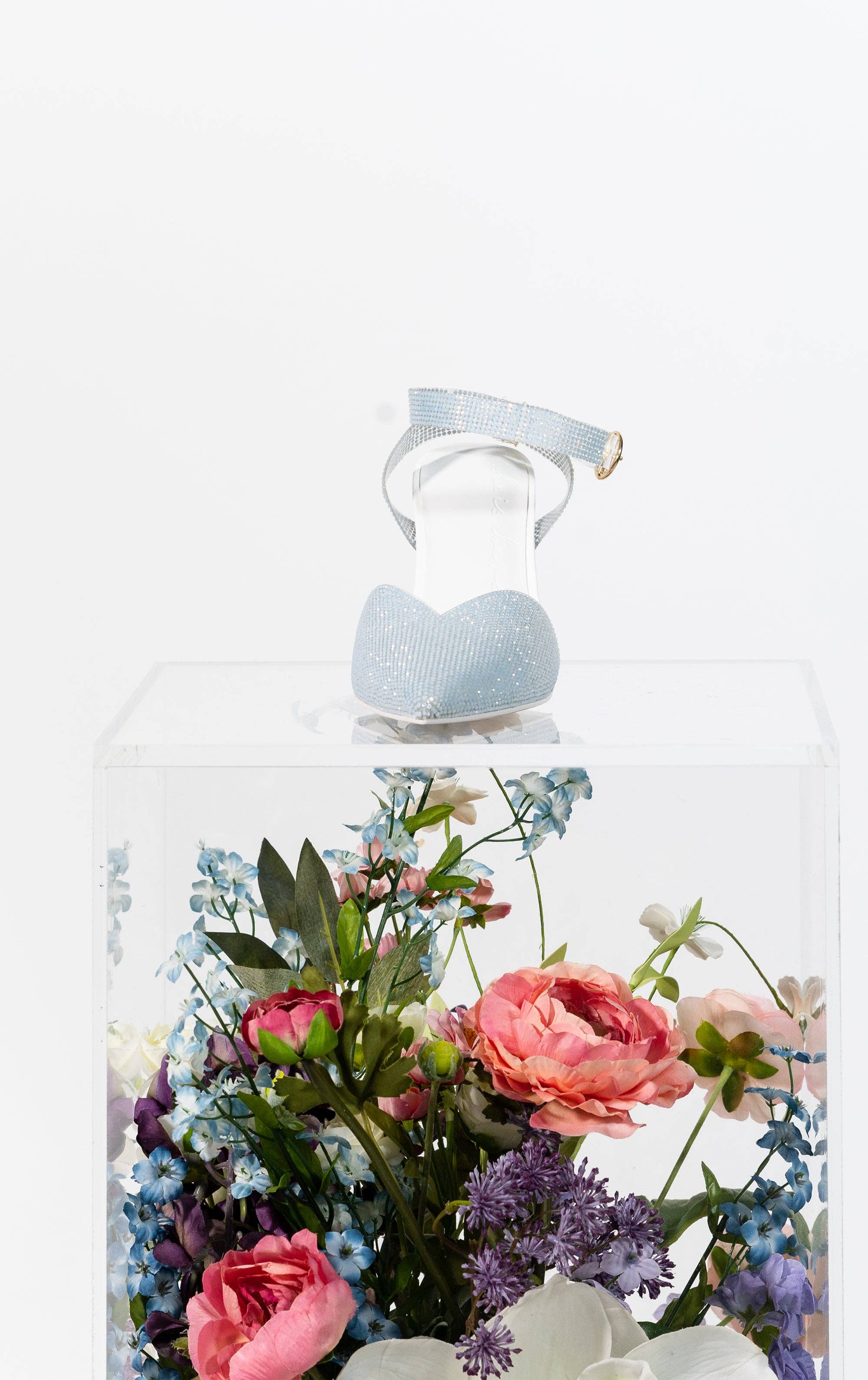 She is Cheval - Wholesale High Heels - Women's - Did my Heart Love, 'Til Now?11