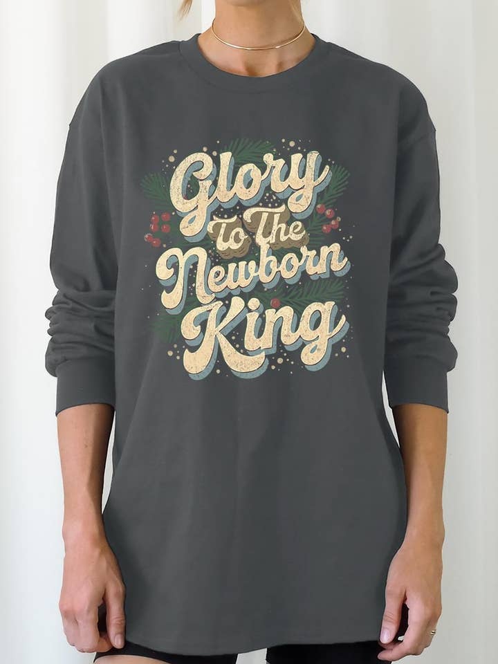 Glory to the Newborn King grafisk langærmet T-shirt for engroshandel hos COLORBEAR