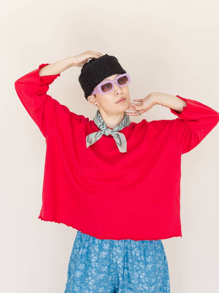 Nettle Studios - Wholesale Sweatshirt - Unisex - Size Inclusive Plus Size Gender Neutral Red Sweatshirt Tee5