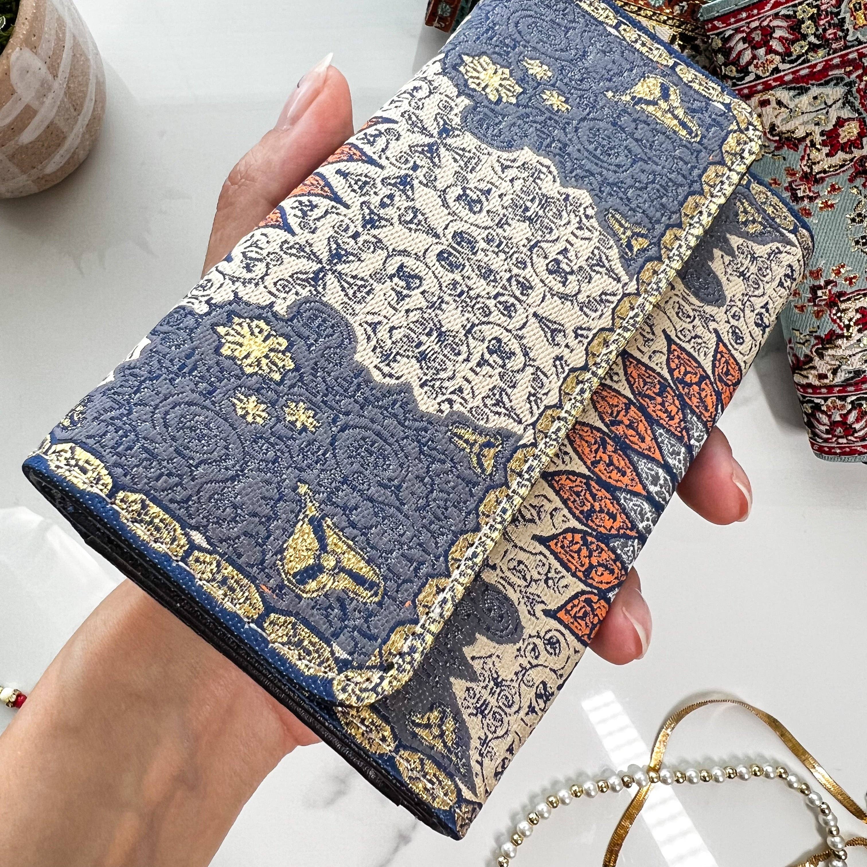 Umays Boho – wholesale Plånbok - Dam – Boho-plånbok för kvinnor med mattliknande brokadmönster1