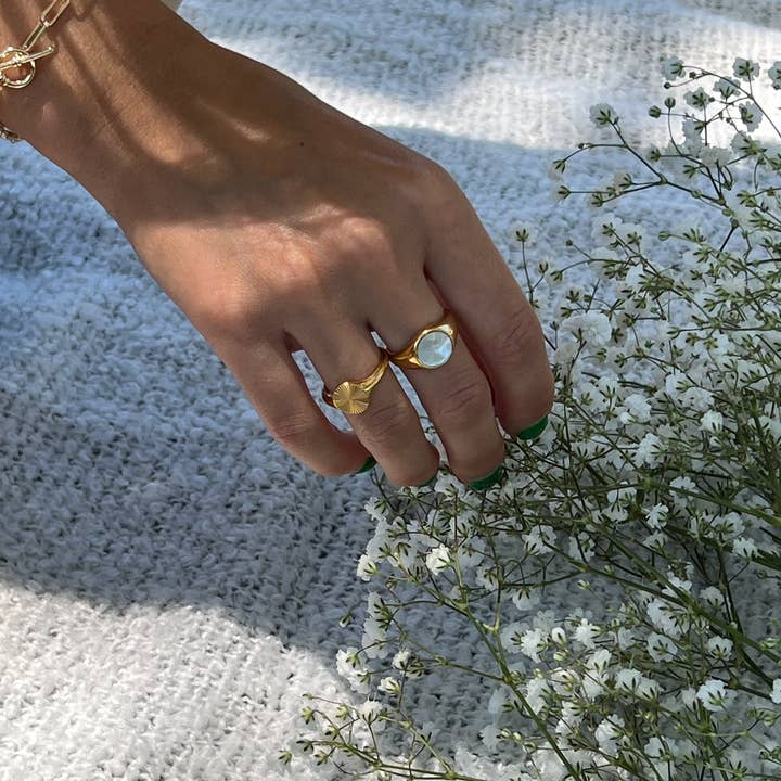 May Martin - Wholesale Signet Ring - Mother of Pearl Signet Ring3