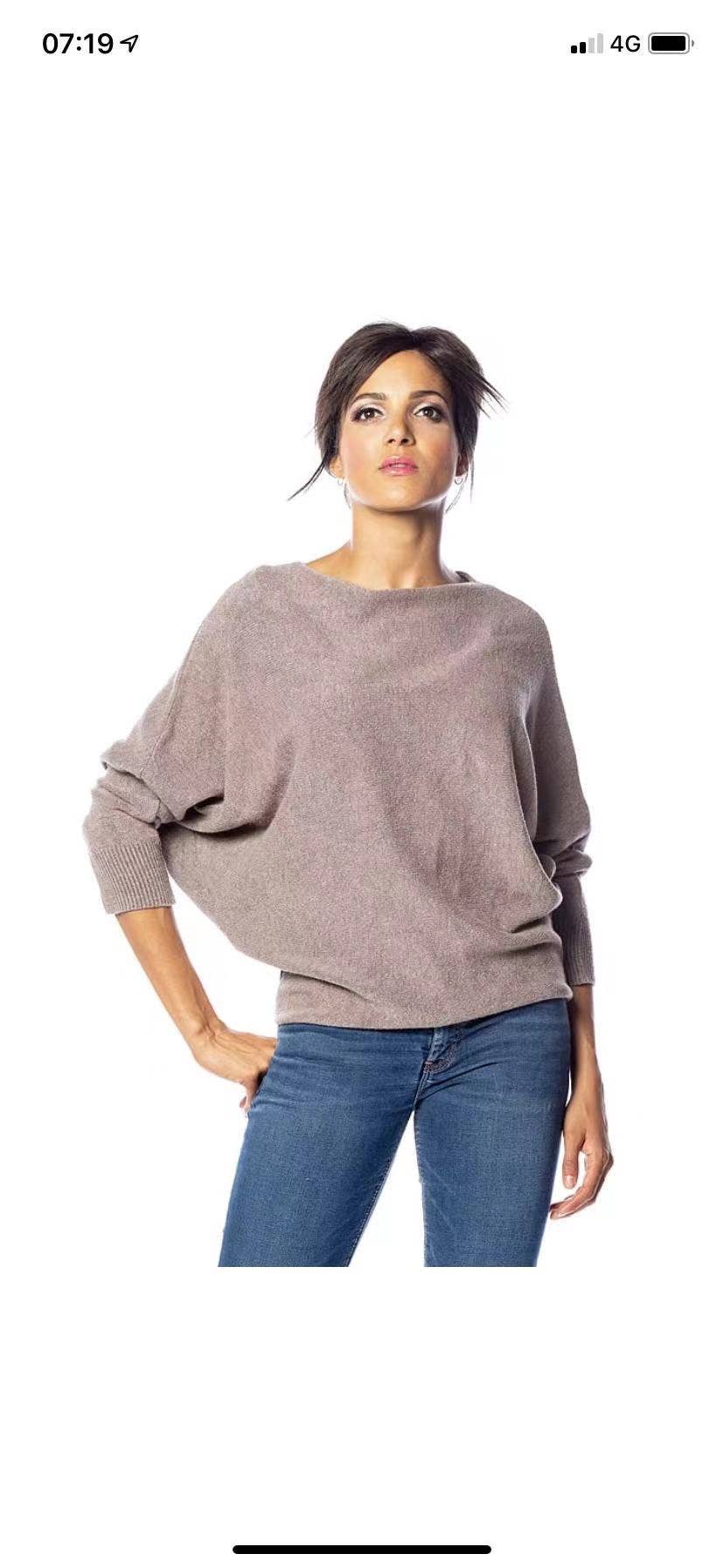 LÉA & LUC - Wholesale Knit Sweater - Women's - Star sweater REF. 00984