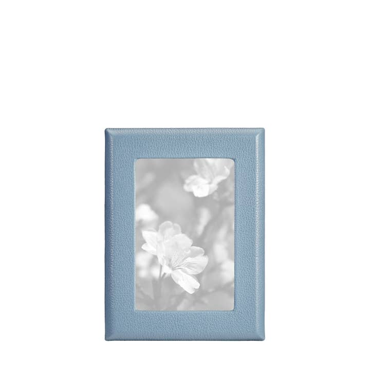 4" x 6" Studio Frame for wholesale by Graphic Image Inc.