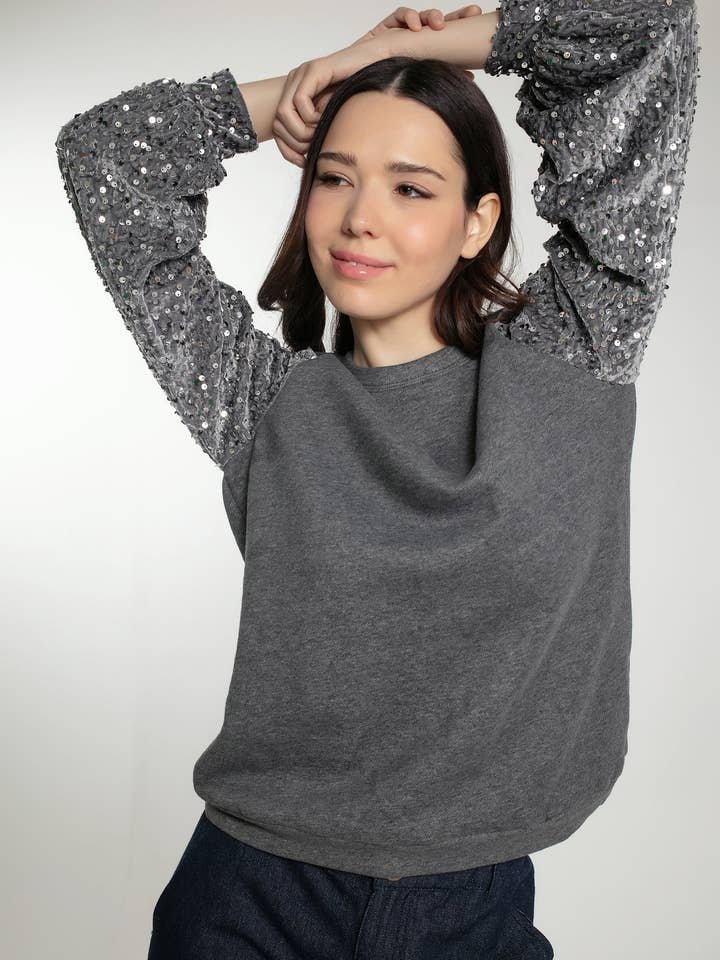 CLIFTON SWEATER I GRÅ for engroshandel hos NOOKI DESIGN LTD