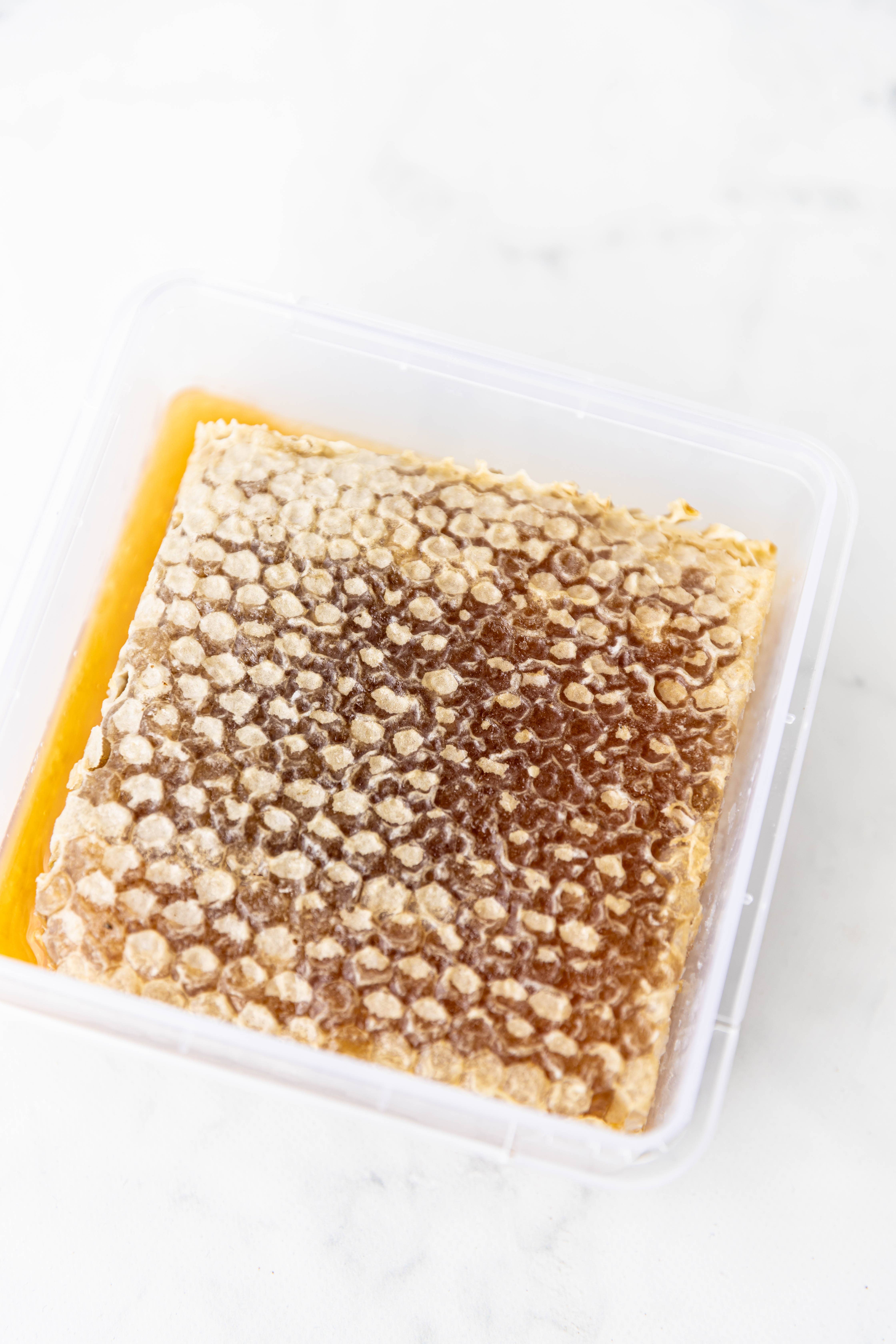 Humble Bee Australia - Wholesale Honey - 100% Raw Honeycomb - 400 Grams