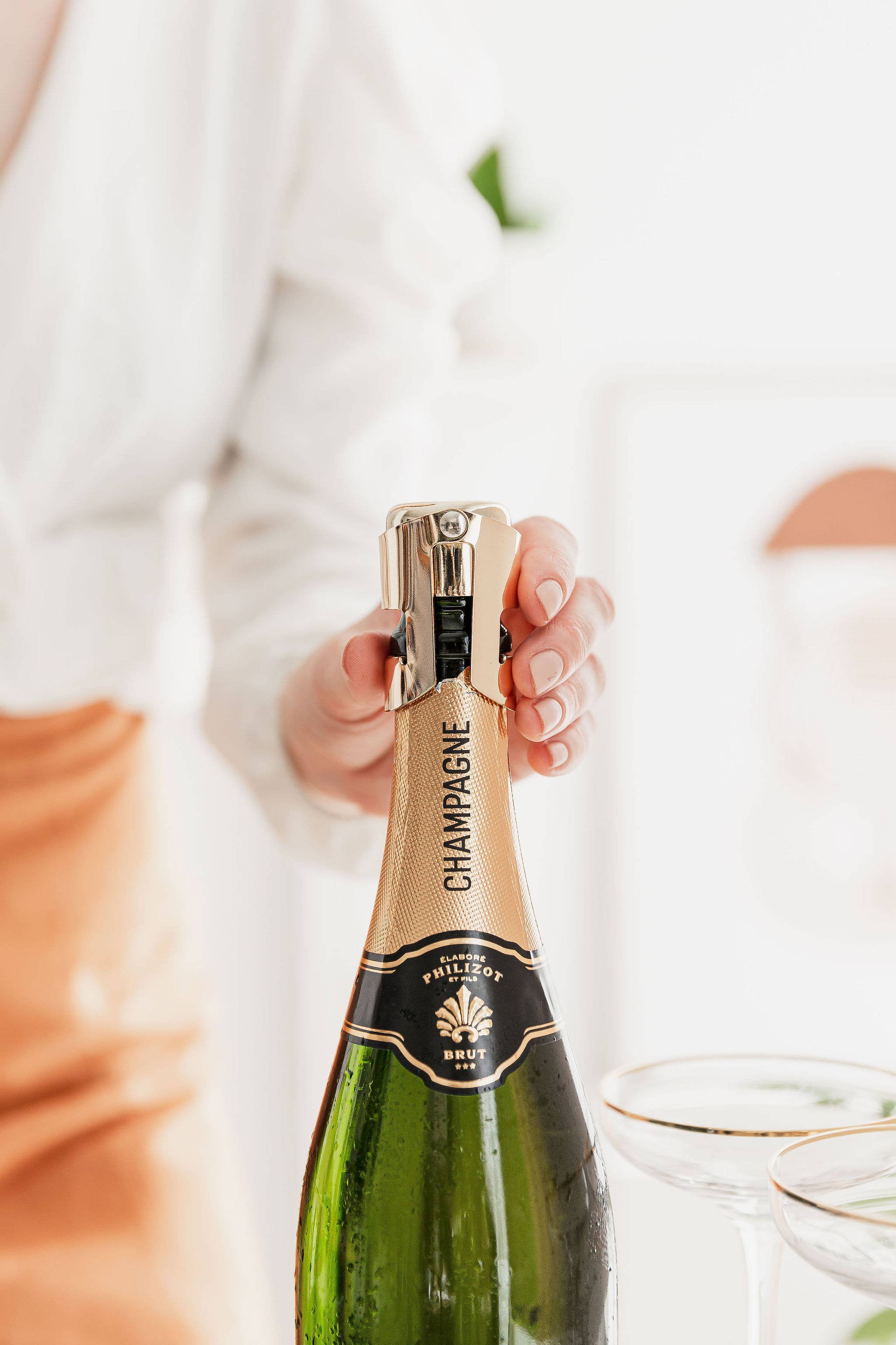 UBERSTAR – wholesale Wine stopper – Champagne Stopper - Gold3