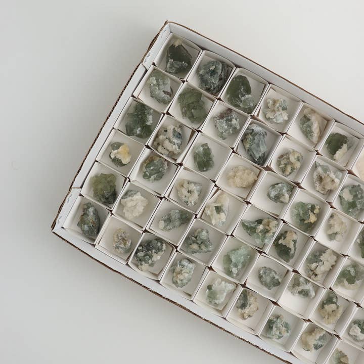 Mi Esperanza Minerals - Wholesale Spiritual Stone/Crystal - Fluorite with Calcite Crystal Flats1