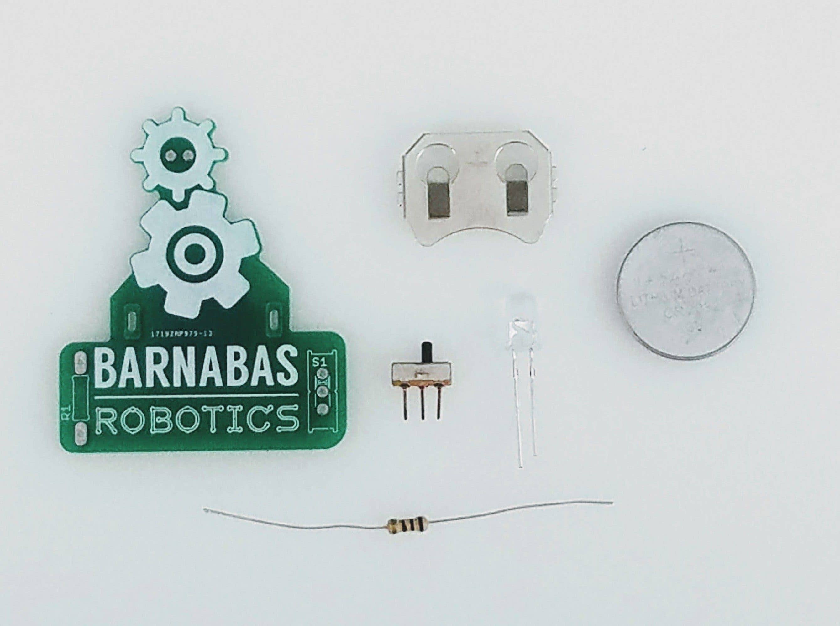 Prodotto acquistato: Badge LED Barnabas: impara a saldare LED e kit interruttore (età 10+)