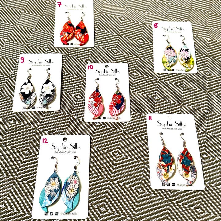 Sophie Silks – Großhandel Ohrhänger – Hängende Kimono-Ohrringe in Fischform0