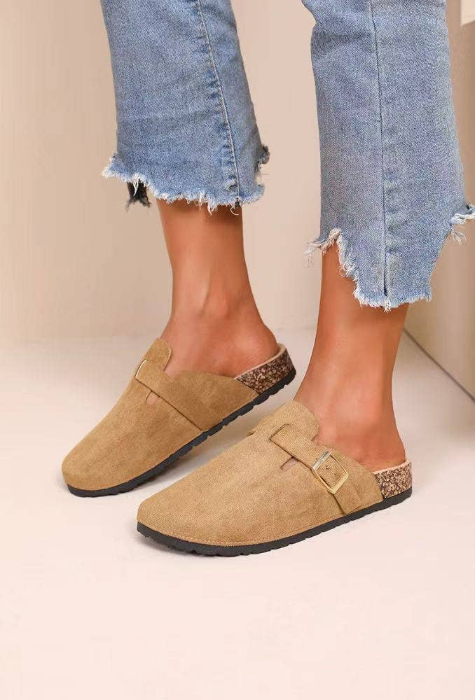 Joia Paris – Engroshandel Tøfler - Dame – Chic komfort: Mules med gyldent spænde W-1279