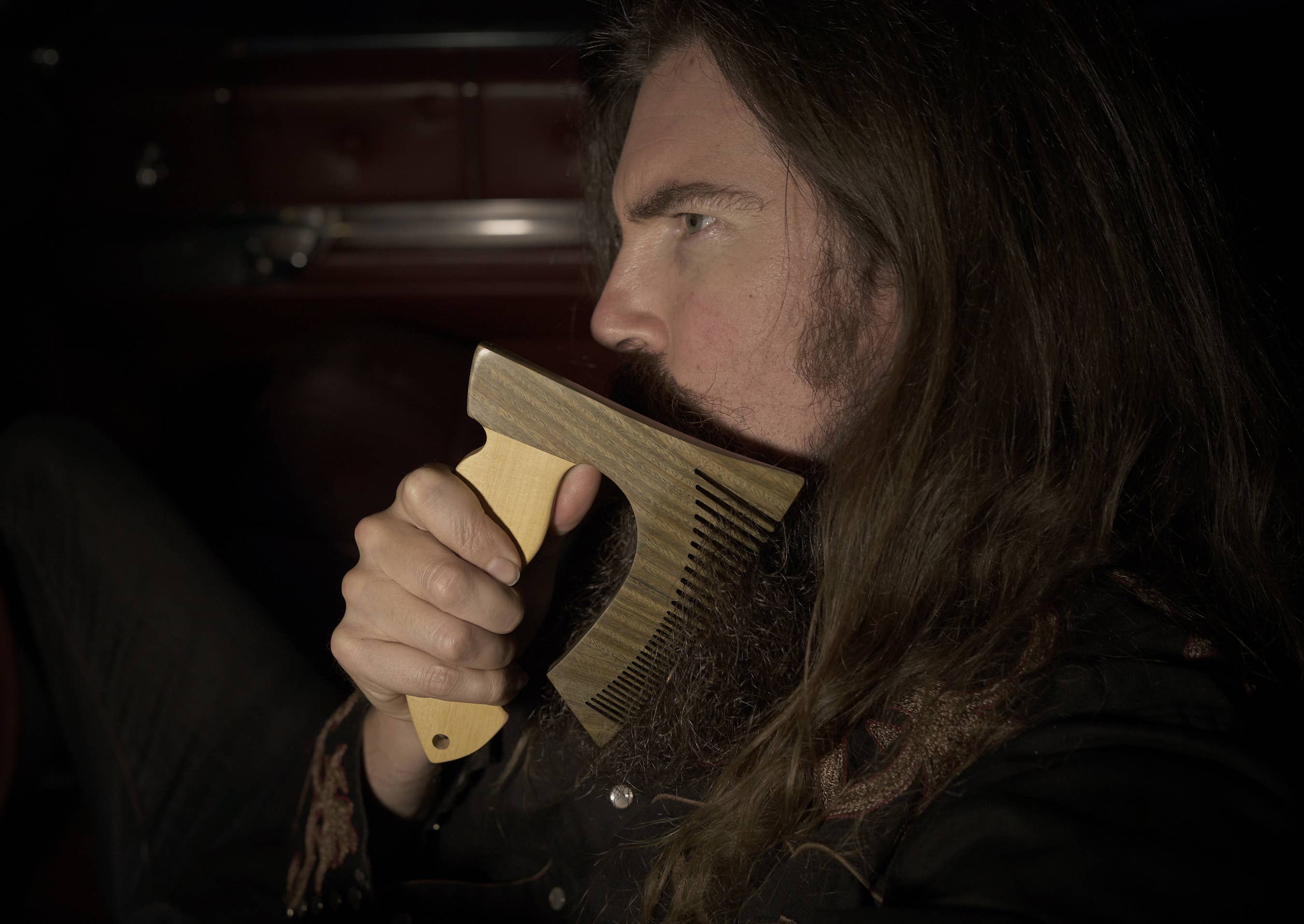 Beard & Bates - Wholesale Beard Brush/Comb - THE BEARDED AXE BEARD COMB - ORIGINAL6