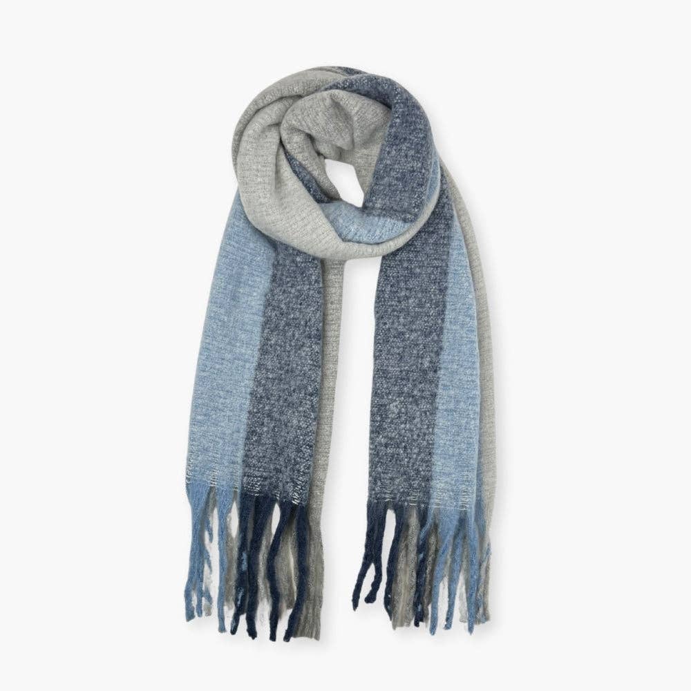 Humble Hilo - Wholesale Scarf - Women's - Humble Hilo Woven Chunky Scarf Cocoon Fringe4