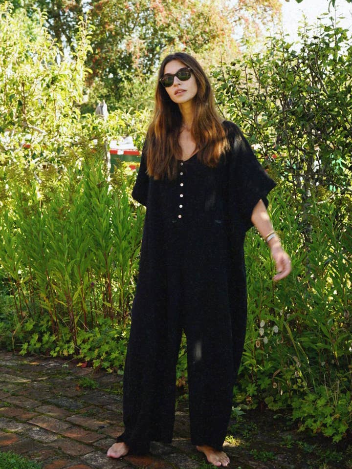 La Tuta Kaftano // Nero per la vendita all'ingrosso da parte di Beachwood The Label