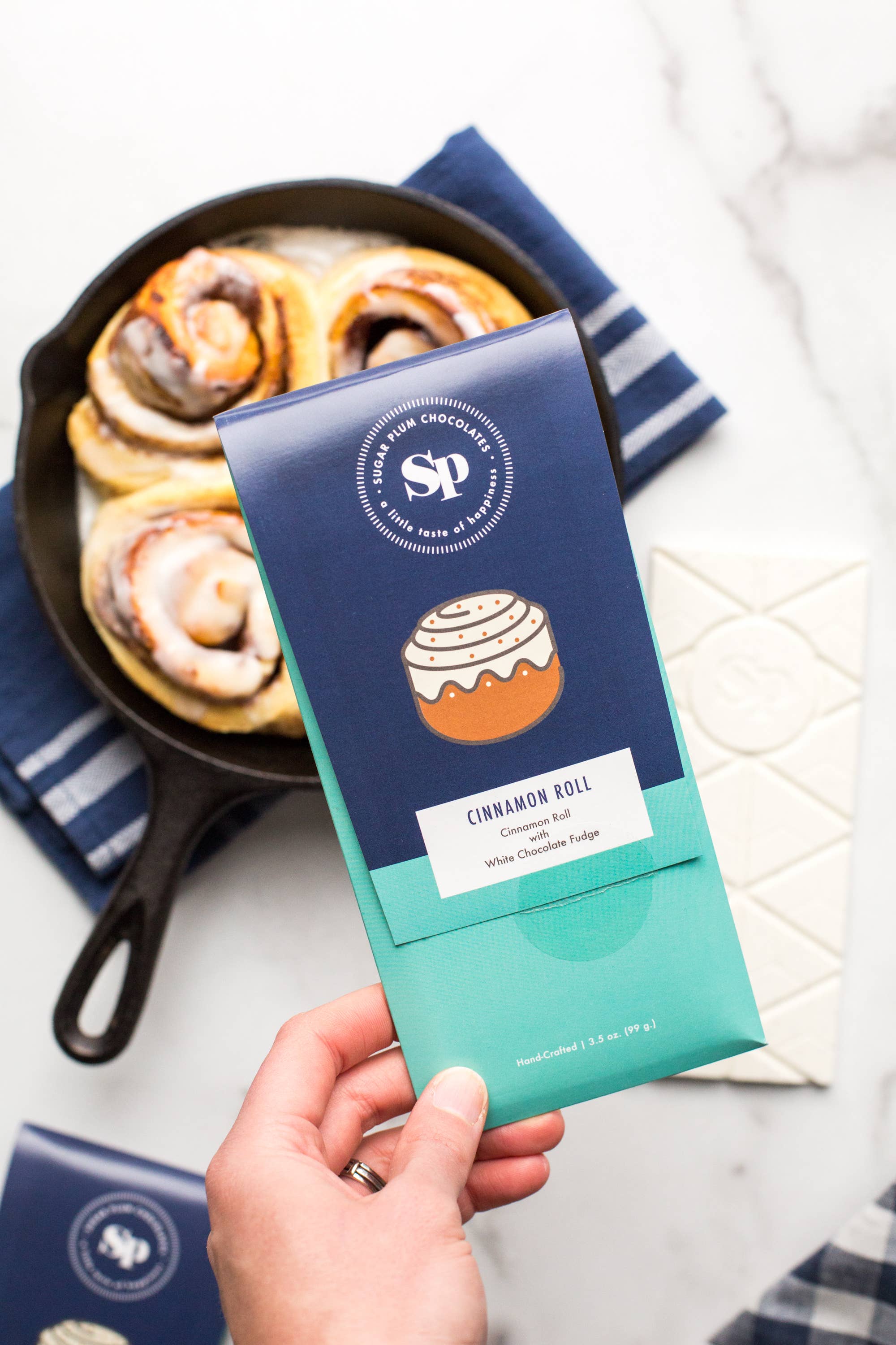 Sugar Plum Chocolates - Wholesale Chocolate Bar - Sugar Plum Chocolates Cinnamon Roll Candy Bar4