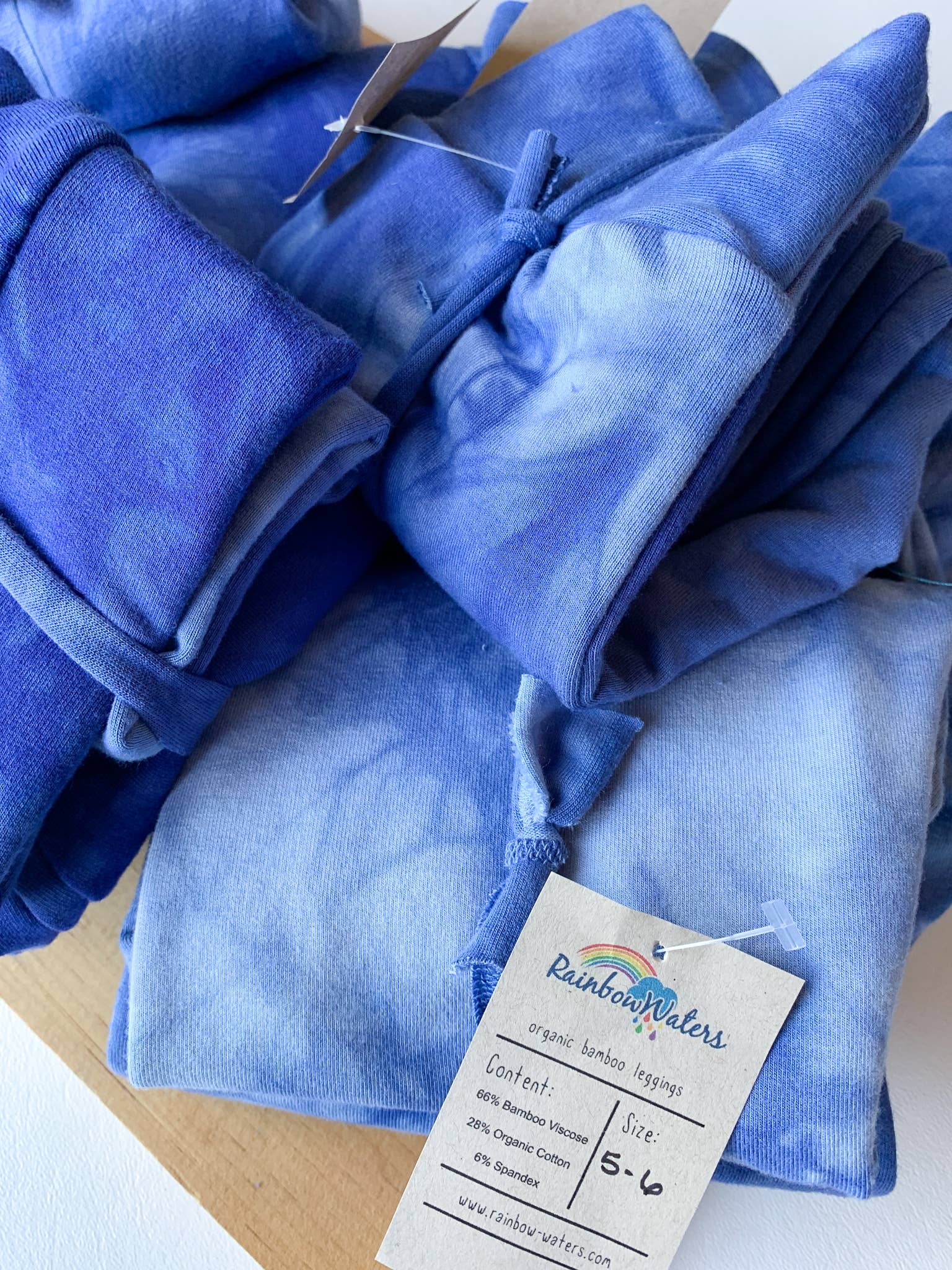 Rainbow Waters - Wholesale Fashion Leggings - Kids - Azul | Bamboo Leggings | Organic5
