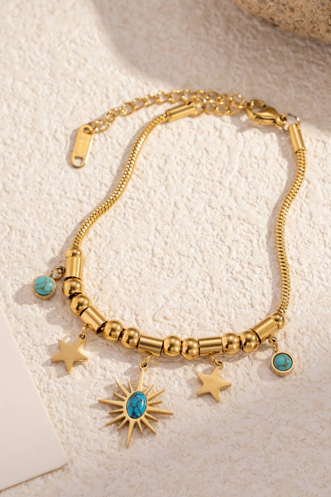 COSMOS - Vendita all'ingrosso Parure di gioielli - Set di 3 braccialetti con charm e pietre naturali2