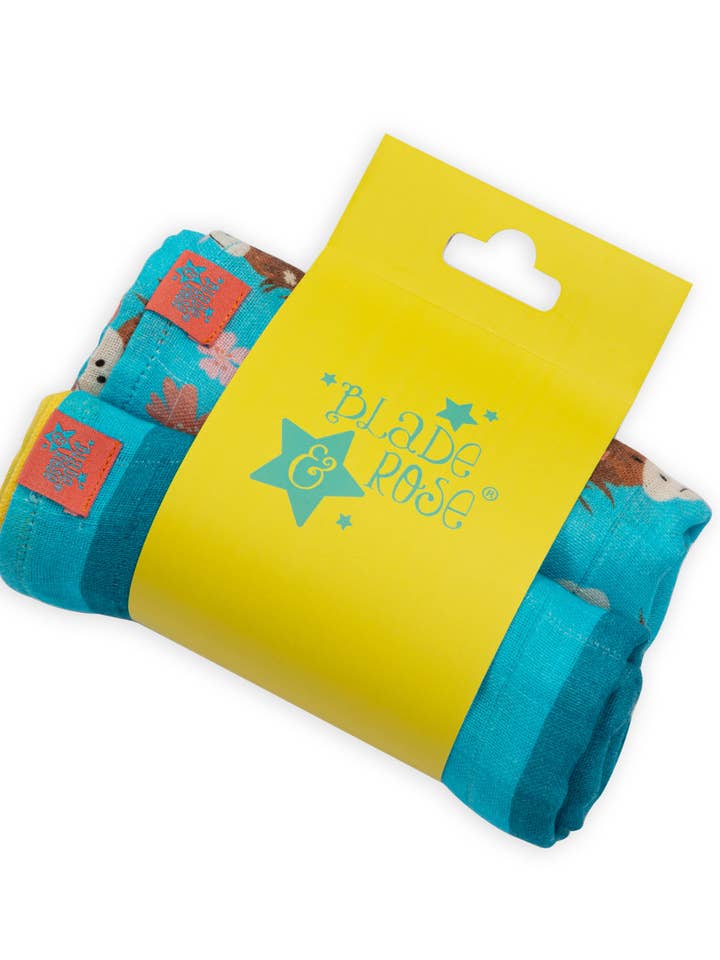 Blade and Rose Limited - Wholesale Swaddle - Baby - Bonnie Highland Cow Muslin Bibs & Squares