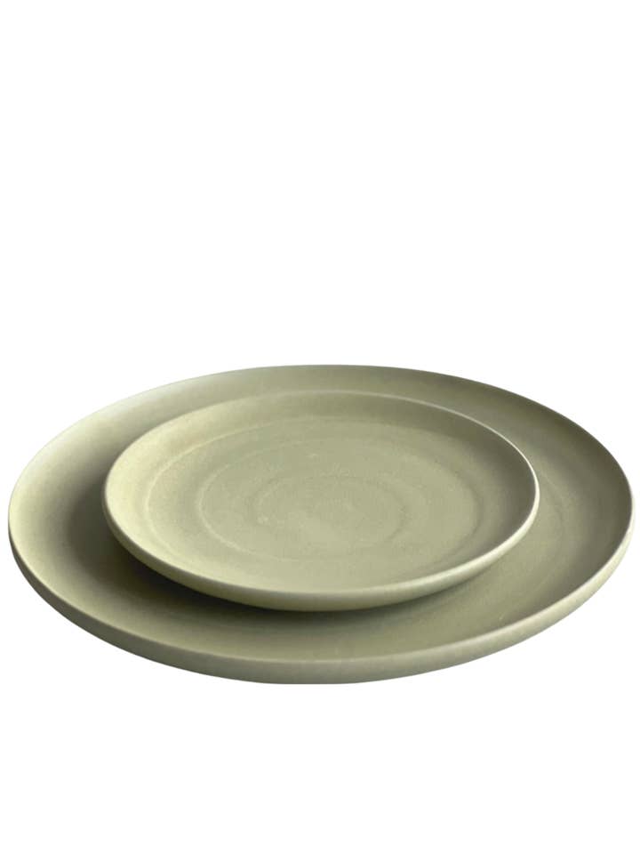 Collection de vaisselle Palo Santo en mousse pour la vente par Gina DeSantis Ceramics
