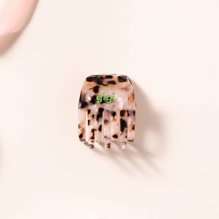 Vacker sköldpaddsmönstrad klämma för wholesale av MY NAME IS GIGI PARIS