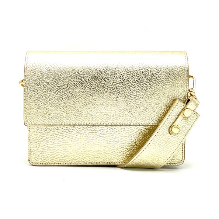 Laminated leather shoulder bag, Made in Italy, art. 112540LA for wholesale by Suie Valentini srl