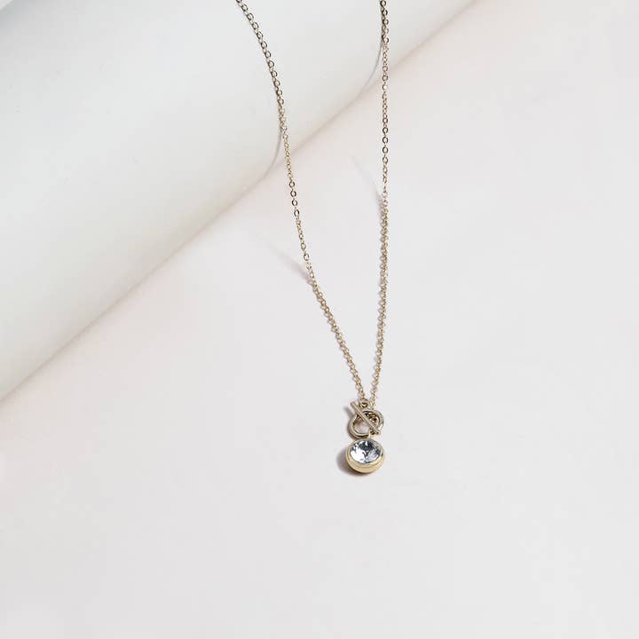 Ketting met hanger en kristal in gladomzetting voor wholesale door Super Amazing