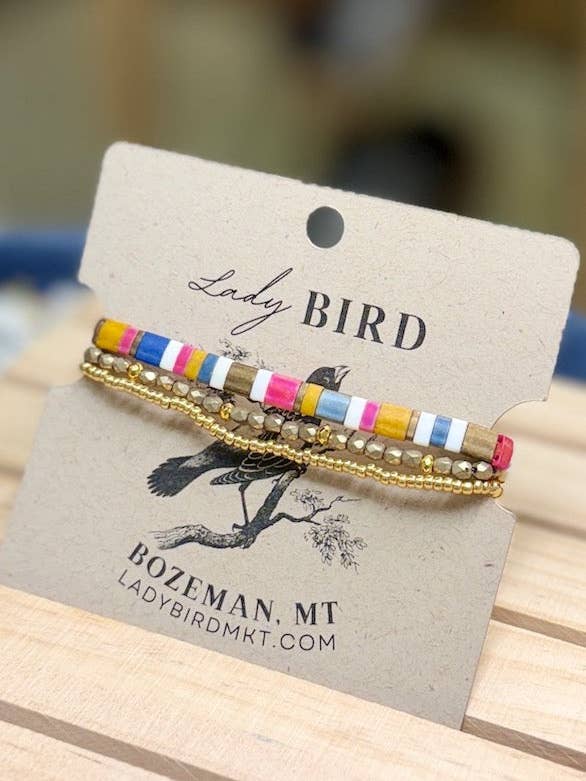 Ensemble de Bracelets Élastiques en Perles Tila Pop Color Mix & Bronze pour la vente par Lady Bird Market