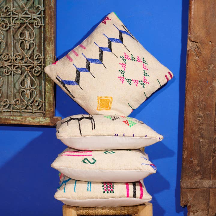 Set Of 4 Handmade Beni Ourain Wool Moroccan Berber Pillows and other Purchase Wholesale moroccan pillow. Free Returns & Net 60 Terms on Faire trending on Faire.