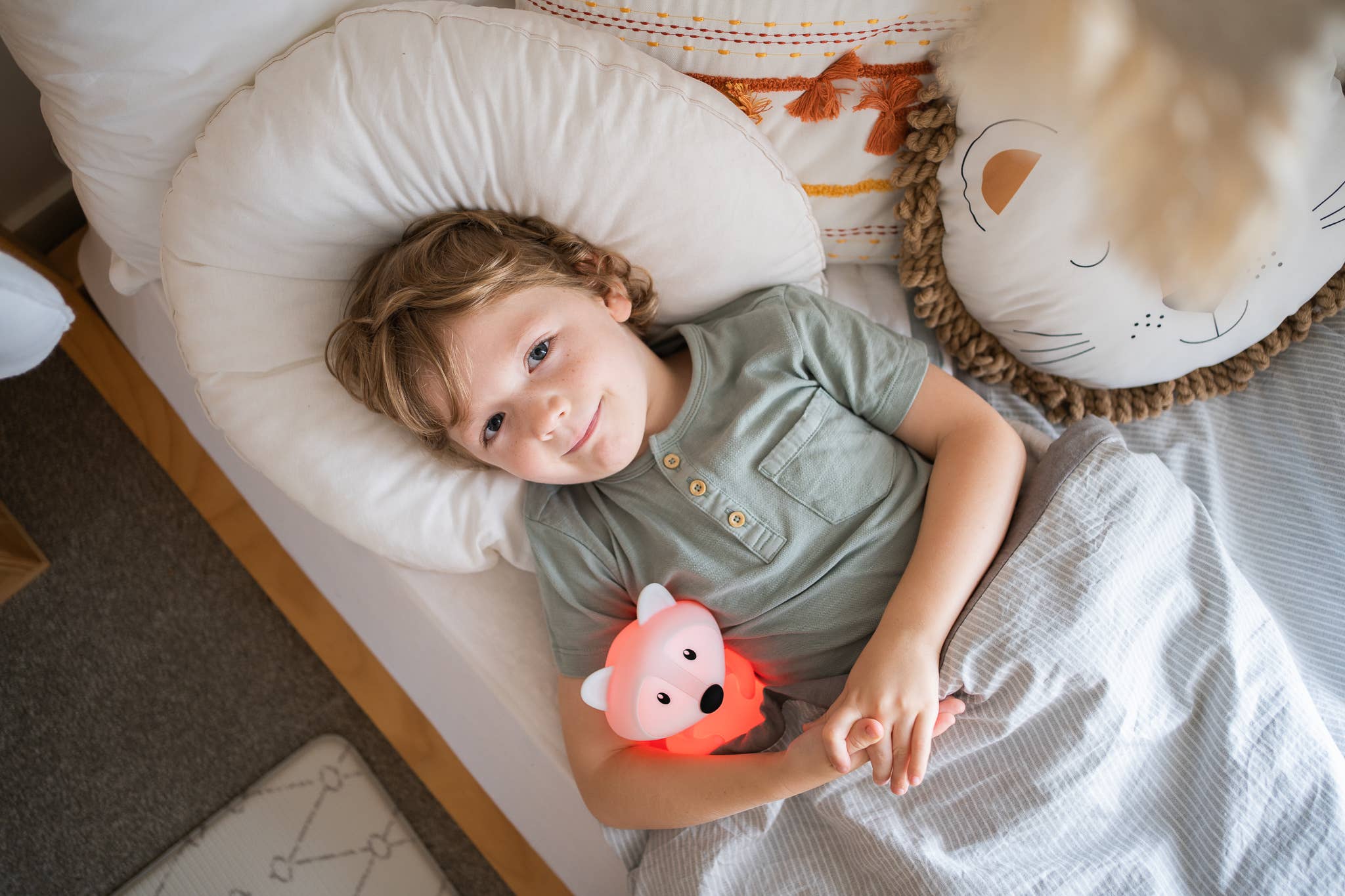 Luminous Distribution - Wholesale Night Light - Kids & Baby - Duski Rechargeable Bluetooth Night Light - Fox6