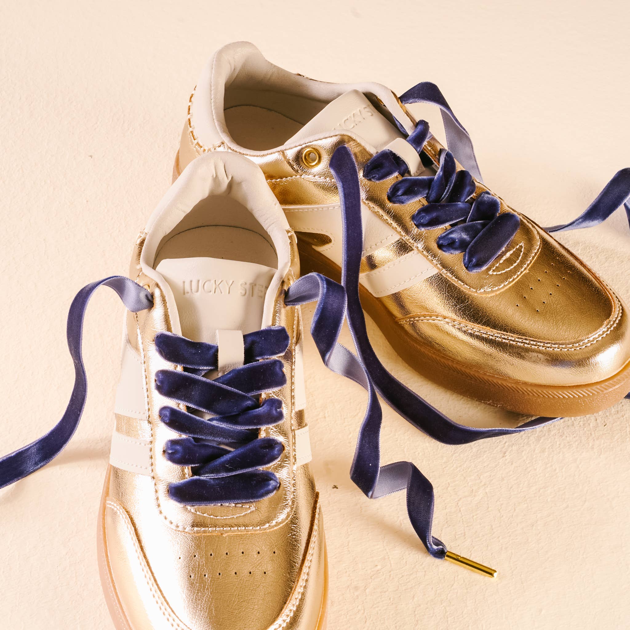 The Darling Effect - Wholesale Shoelaces - Women's - Step It Up Shoelaces-Velvet Blue2