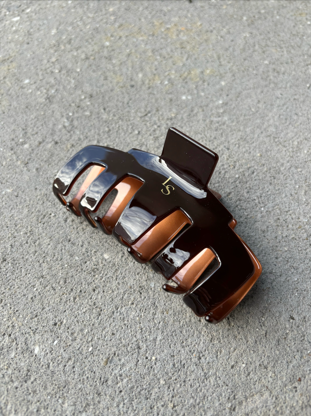 Angels Whisper Accessories - Wholesale Hair clip – Women’s - L&S Logo Hair Claw Clips (3col)2