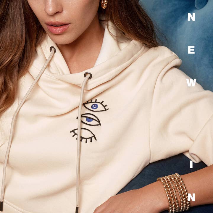 22 Jewelry - Wholesale Hoodie - Women's - SACHA SAND SWEATER BEIGE UNISEX3