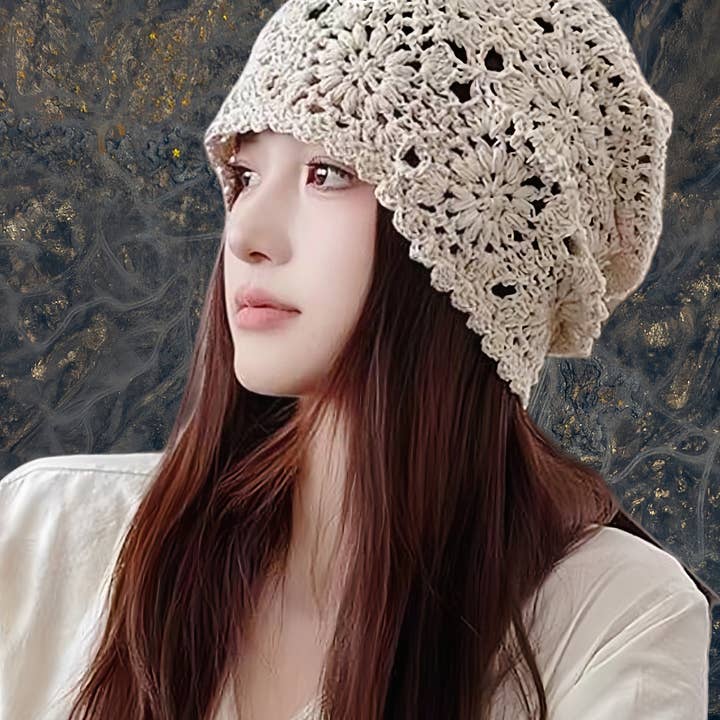 JC Sunny Fashion – Großhandel Beanie – Damen – Handgehäkelte Slouchy-Mütze im Vintage-Look mit Blumenmuster