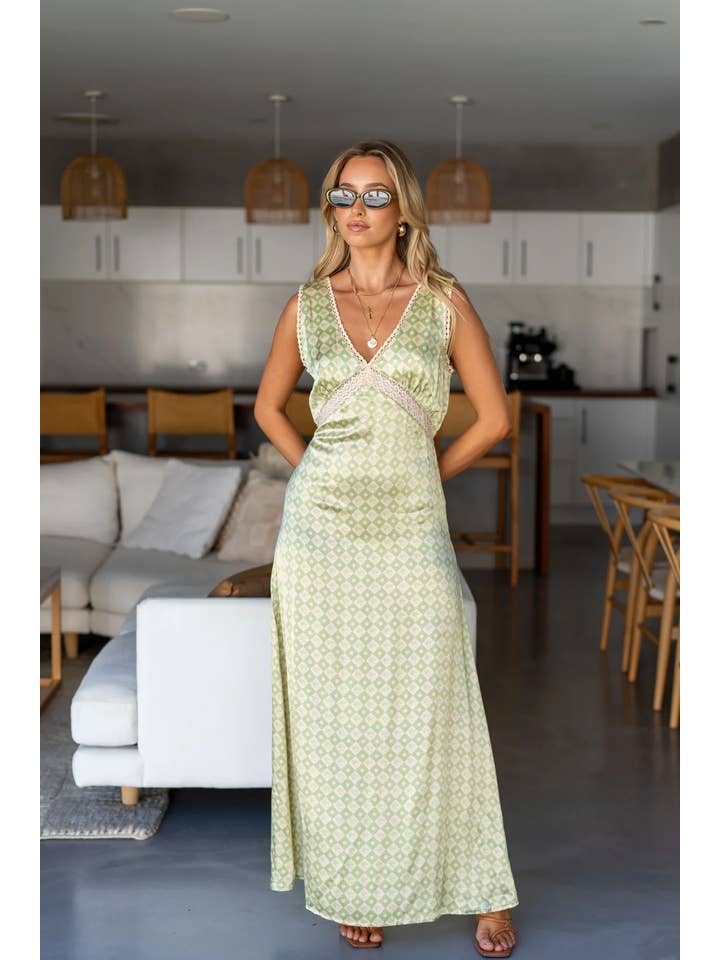 Barefoot Blonde Collection - Wholesale Dress – Women's - Maeve Maxi Dress - Green7