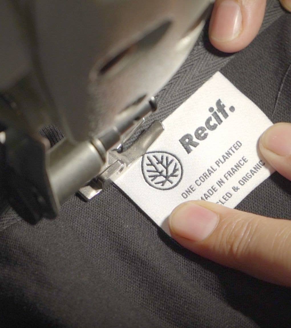 Recif. - Wholesale T-Shirt - Unisex - Recycled T-Shirt - Black2