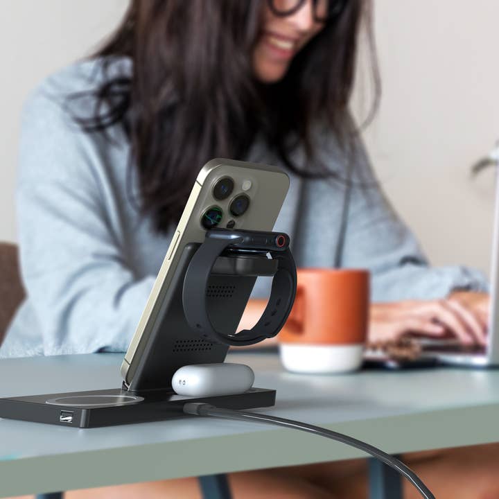 LAX Gadgets - Wholesale Charging Dock - 5in1 Wireless Charging Stand for Phones/AirPods Retail Pack5