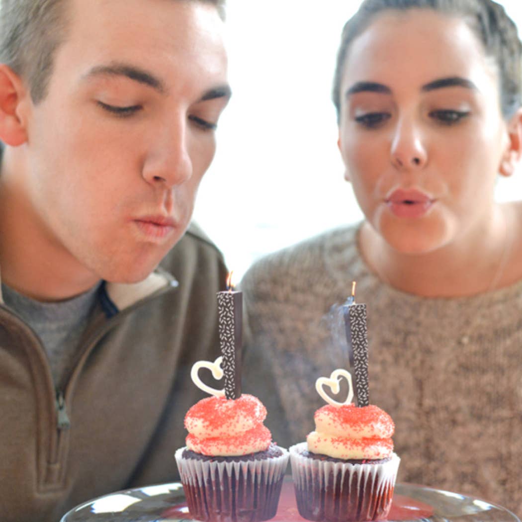 Let Them Eat Candles - Wholesale Cake Candle - LTEC Single - Circle Swirls (Milk)2