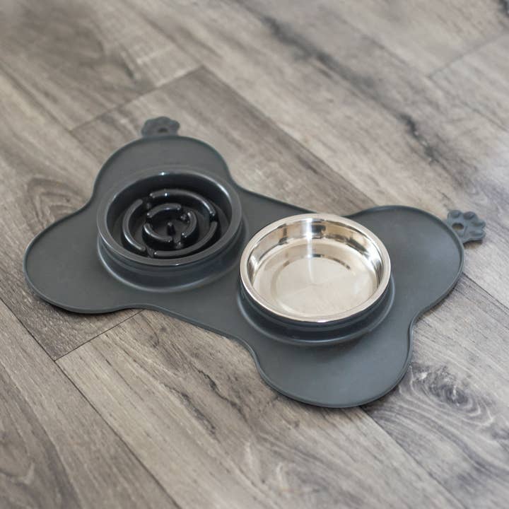 Ciotole per animali da mangiare lentamente 3 in 1 con tappetino antiscivolo | Pukkr per la vendita all'ingrosso da parte di Maison & White