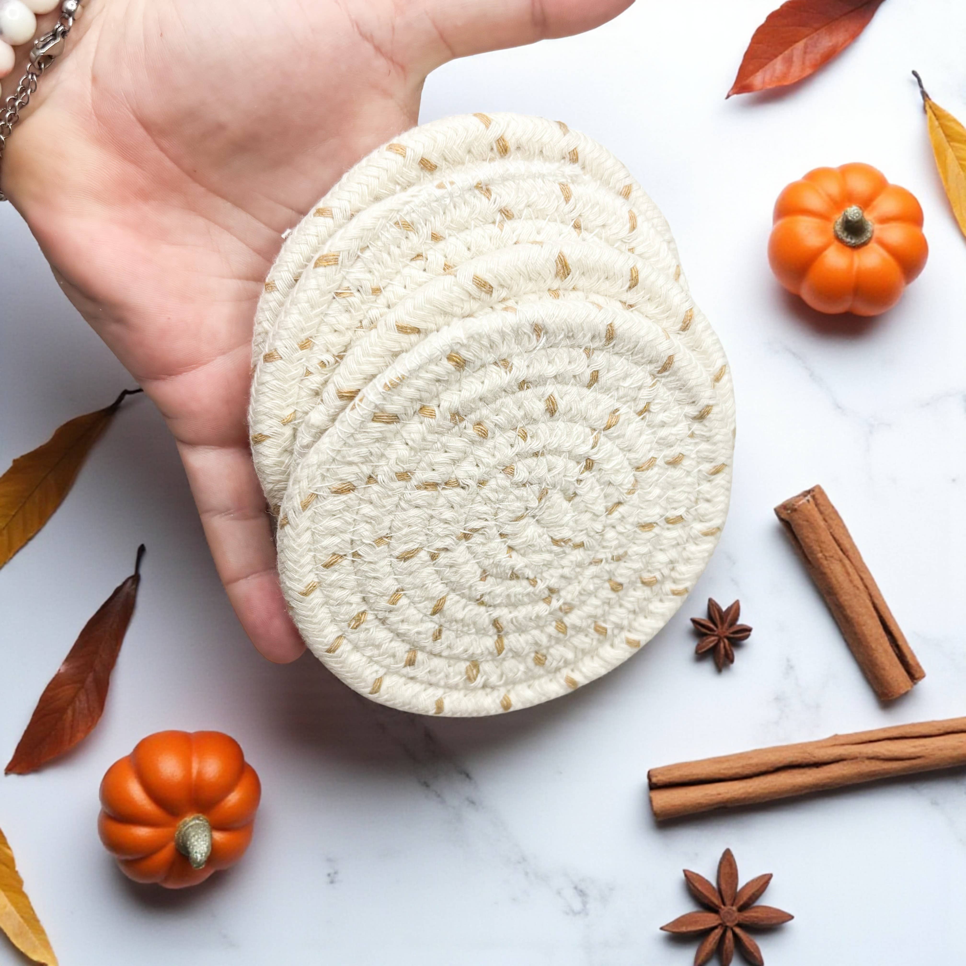 Gia Roma - Wholesale Coasters - Christmas Coasters, Red Candy Cane Braided Cotton Fabric Set85